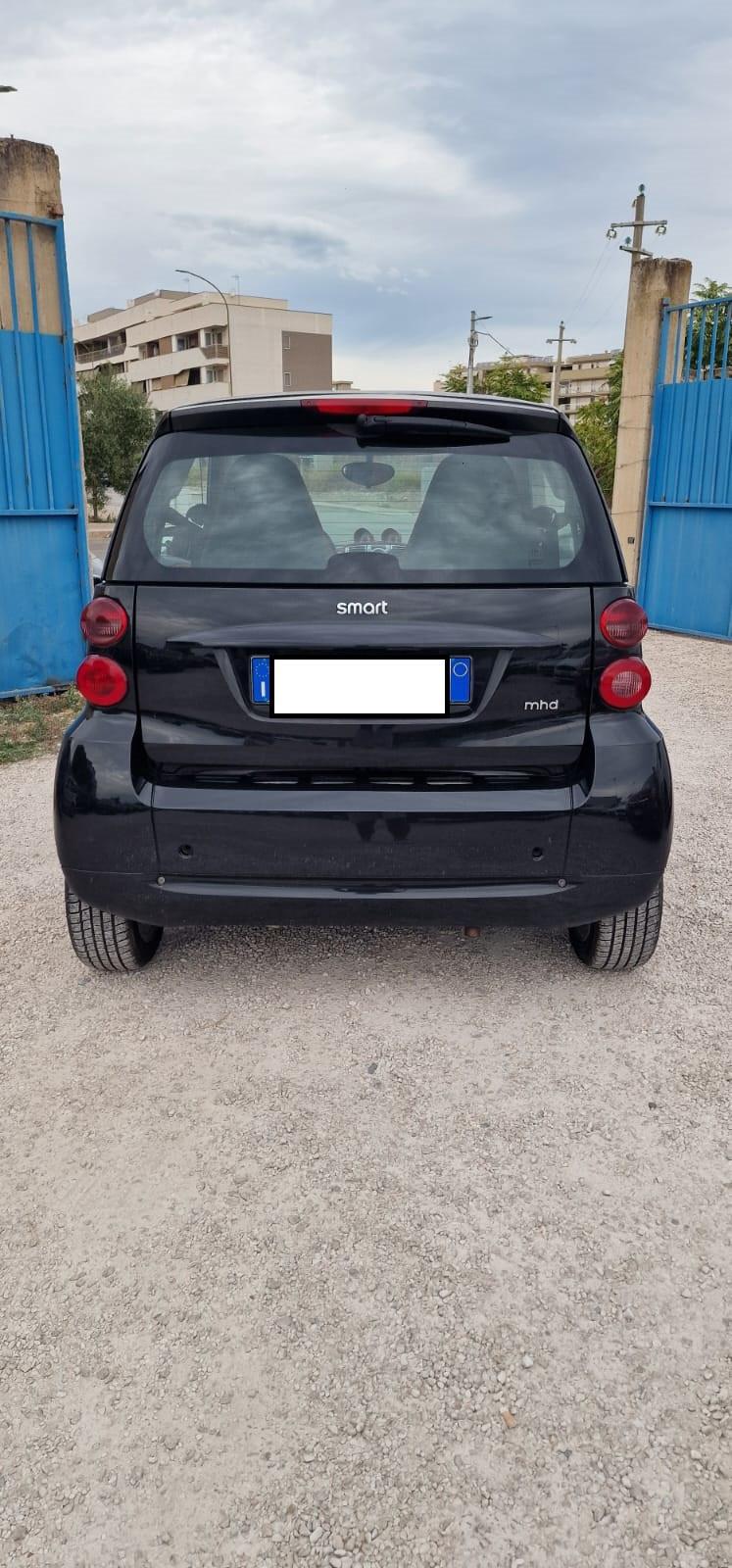 Smart ForTwo coupé White Tailor Made 2011
