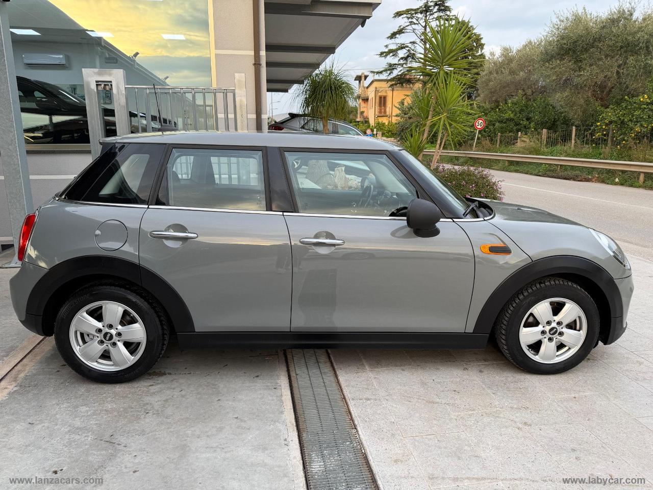 MINI Mini One D 5 porte