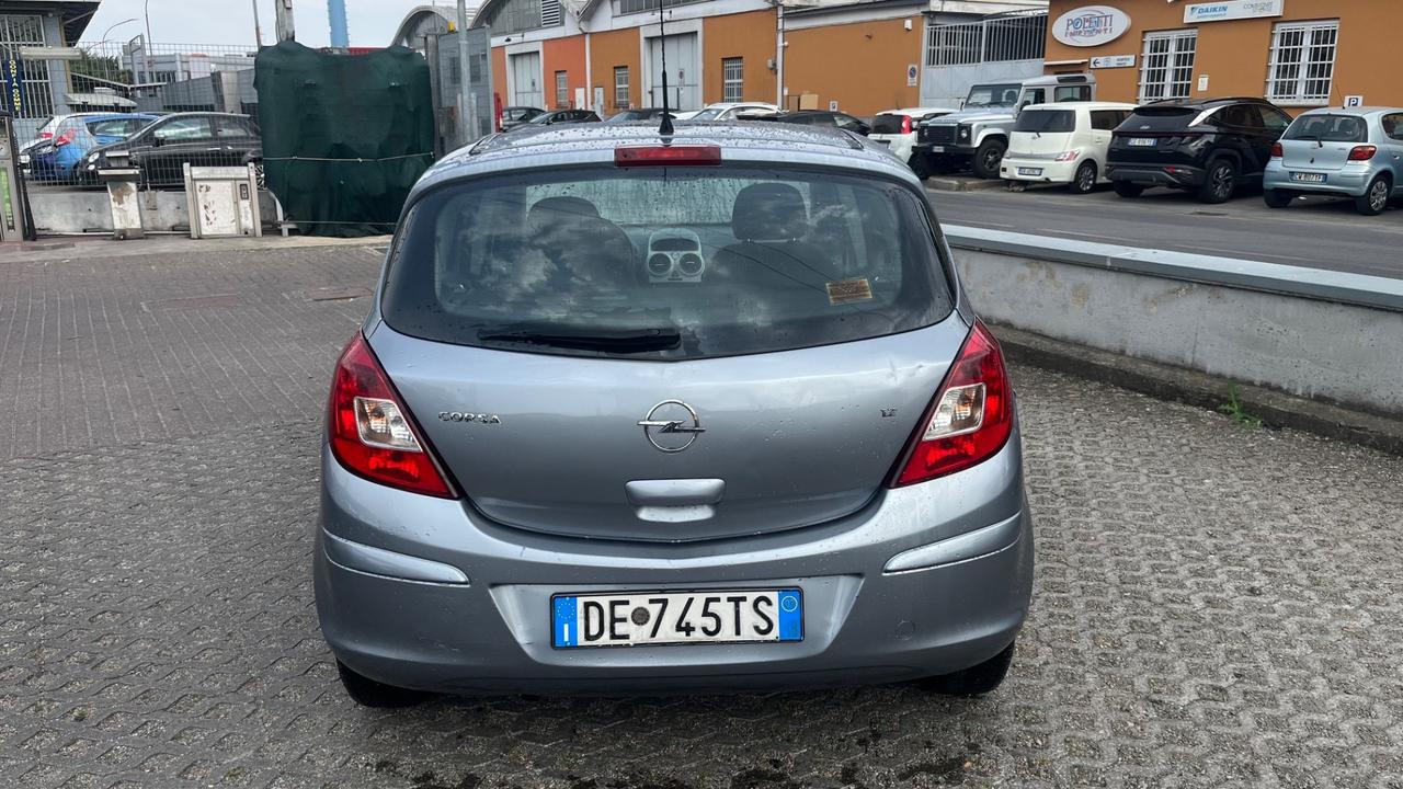 Opel Corsa 1.2 5 porte Enjoy