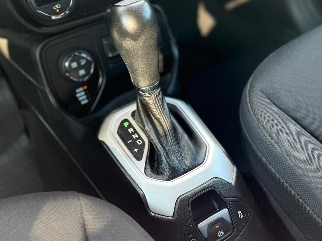 Jeep Renegade 2.0 Mulijet Cambio Automatico 2015