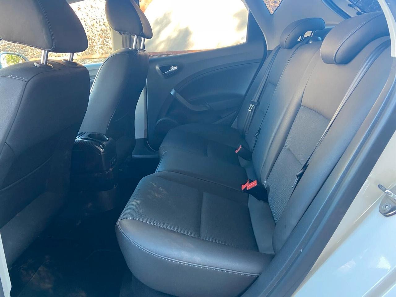 Seat Ibiza 1.4 TDI 90 CV CR 5p. Connect Grey
