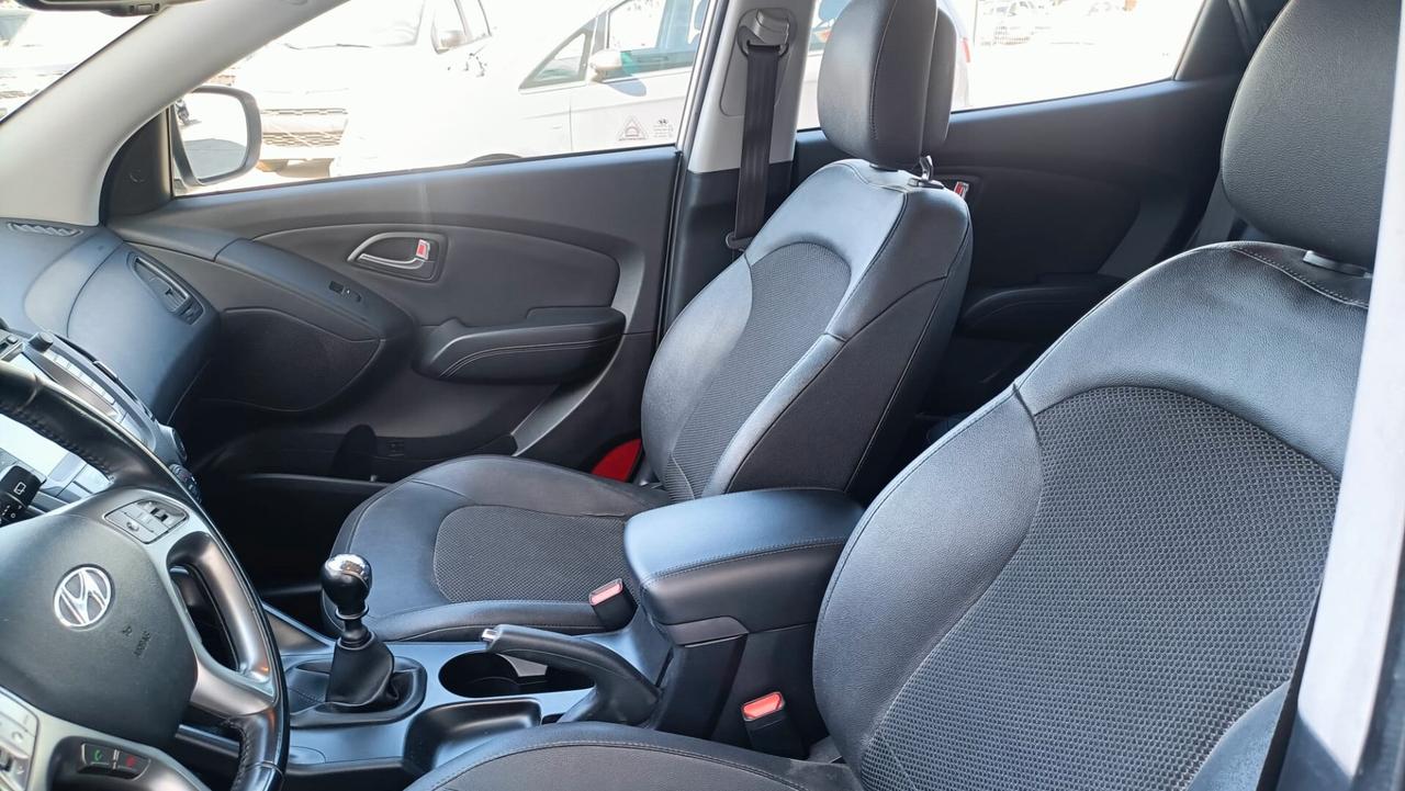 Hyundai iX35 1.7 CRDi 2WD Xpossible
