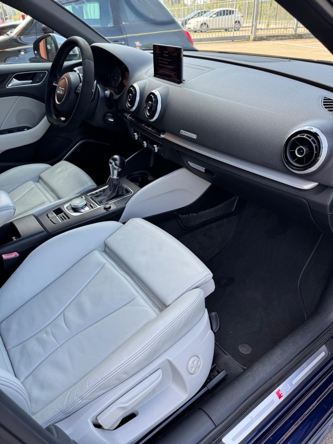 Audi S3 2.0 TFSI quattro S tronic