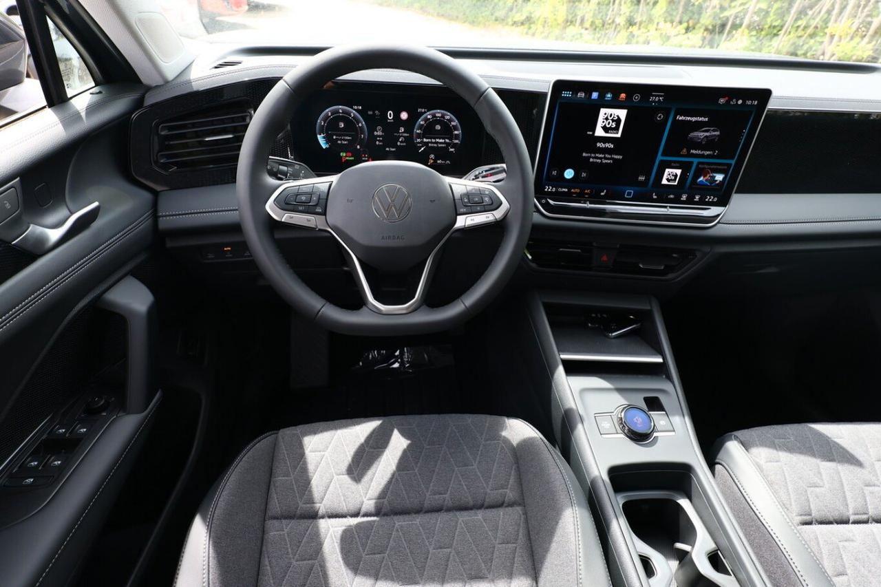 Volkswagen Tiguan 1.5 etsi Edition Plus 130cv dsg 5 anni garanzia VW