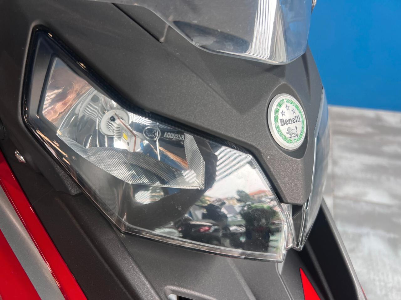 Benelli TRK 502 X + ACCESSORI