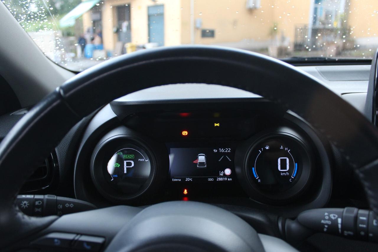 Toyota Yaris HYBRID TREND
