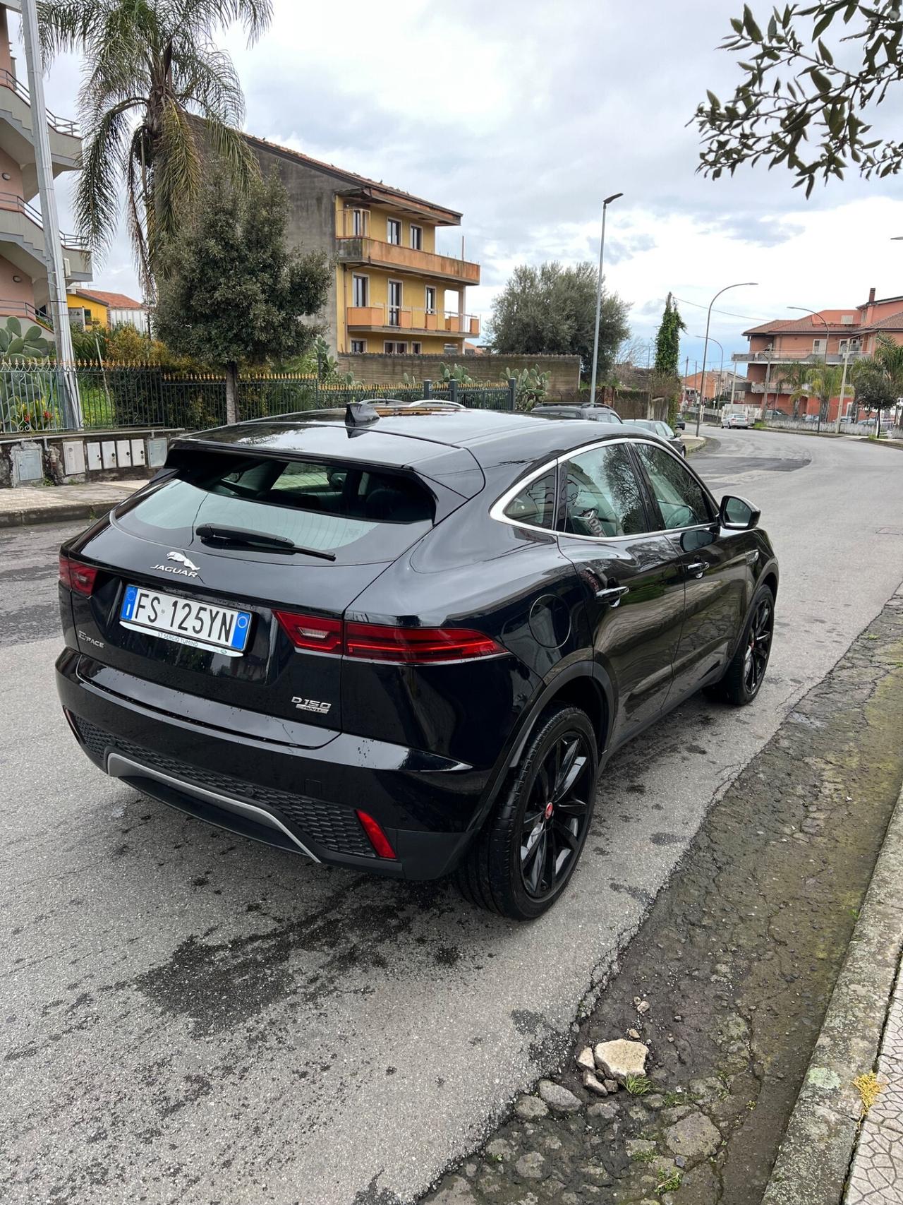 Jaguar E-Pace 2.0D 150 CV R-Dynamic