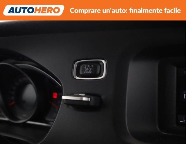 VOLVO V40 D3 Kinetic