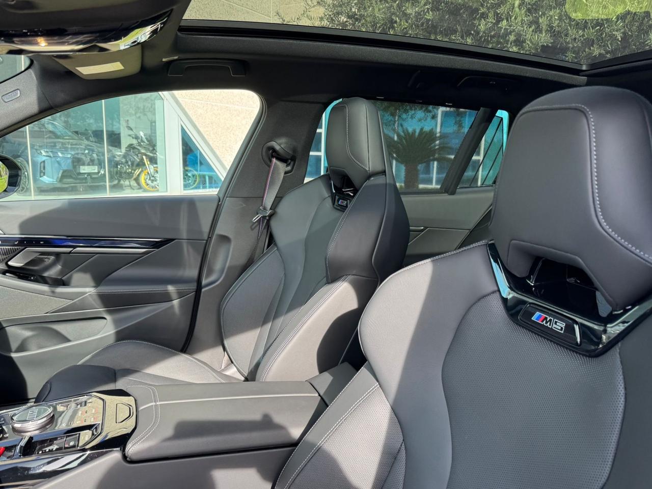 BMW M5 touring 727cv possibilità noleggio no scoring