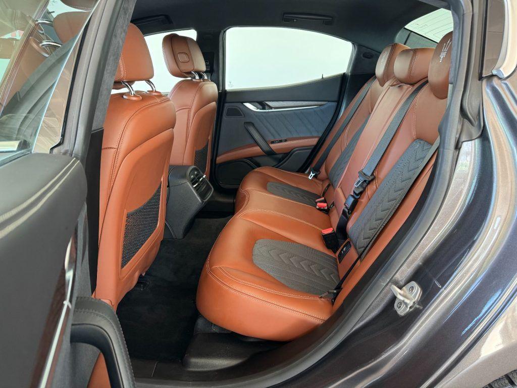 MASERATI Ghibli V6 350cv Granlusso Service Maserati