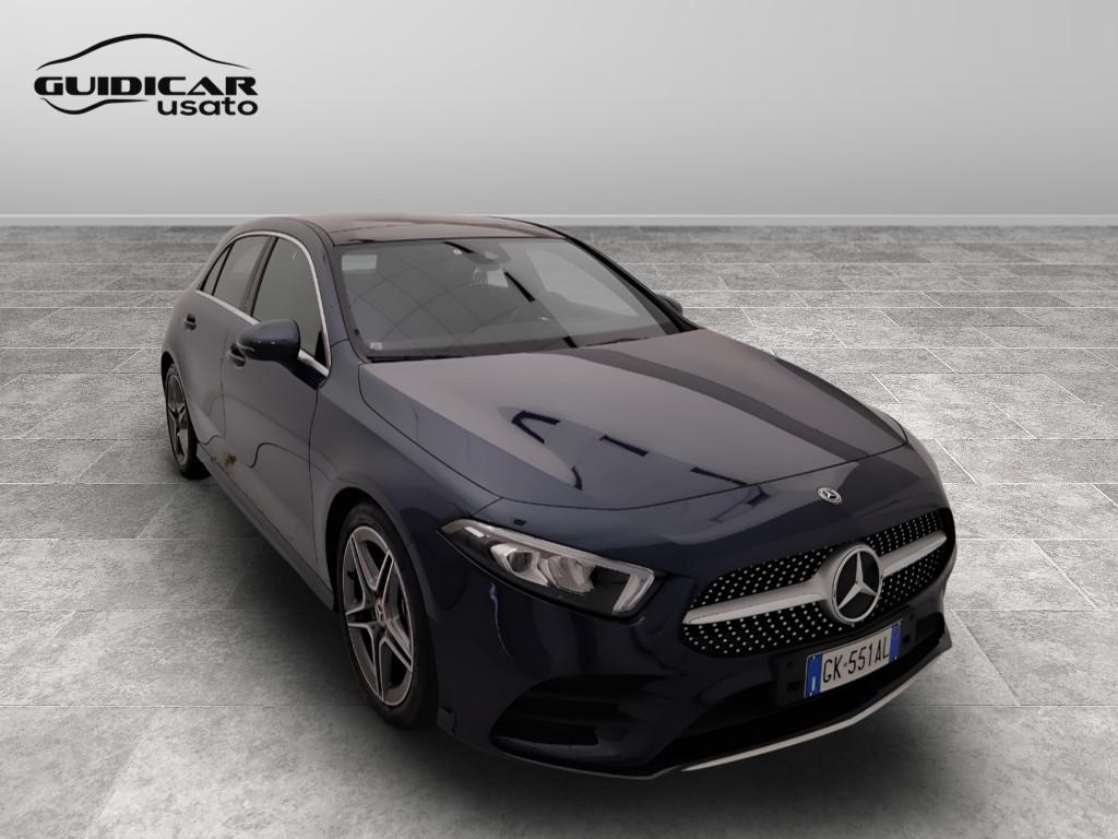 Mercedes-Benz Classe A - W177 2018 - A 200 d Premium Night edition auto