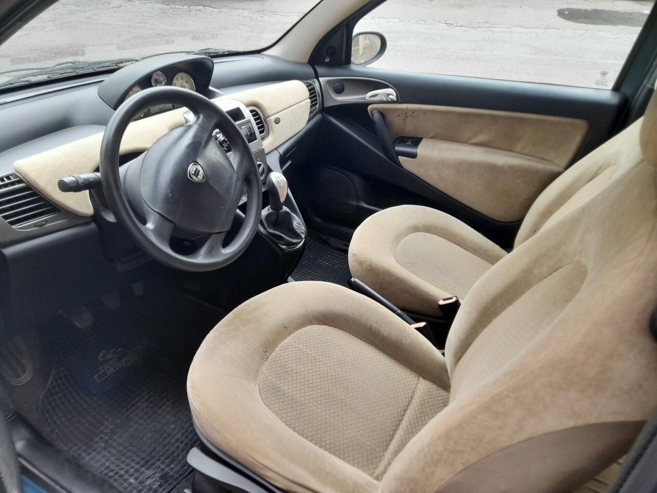 Lancia Ypsilon 1.3 Multijet