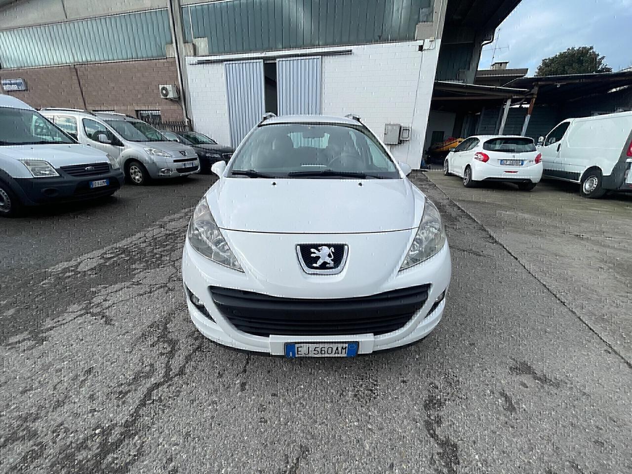 Peugeot 207 1.6 8V HDi 93CV SW Ciel Allure