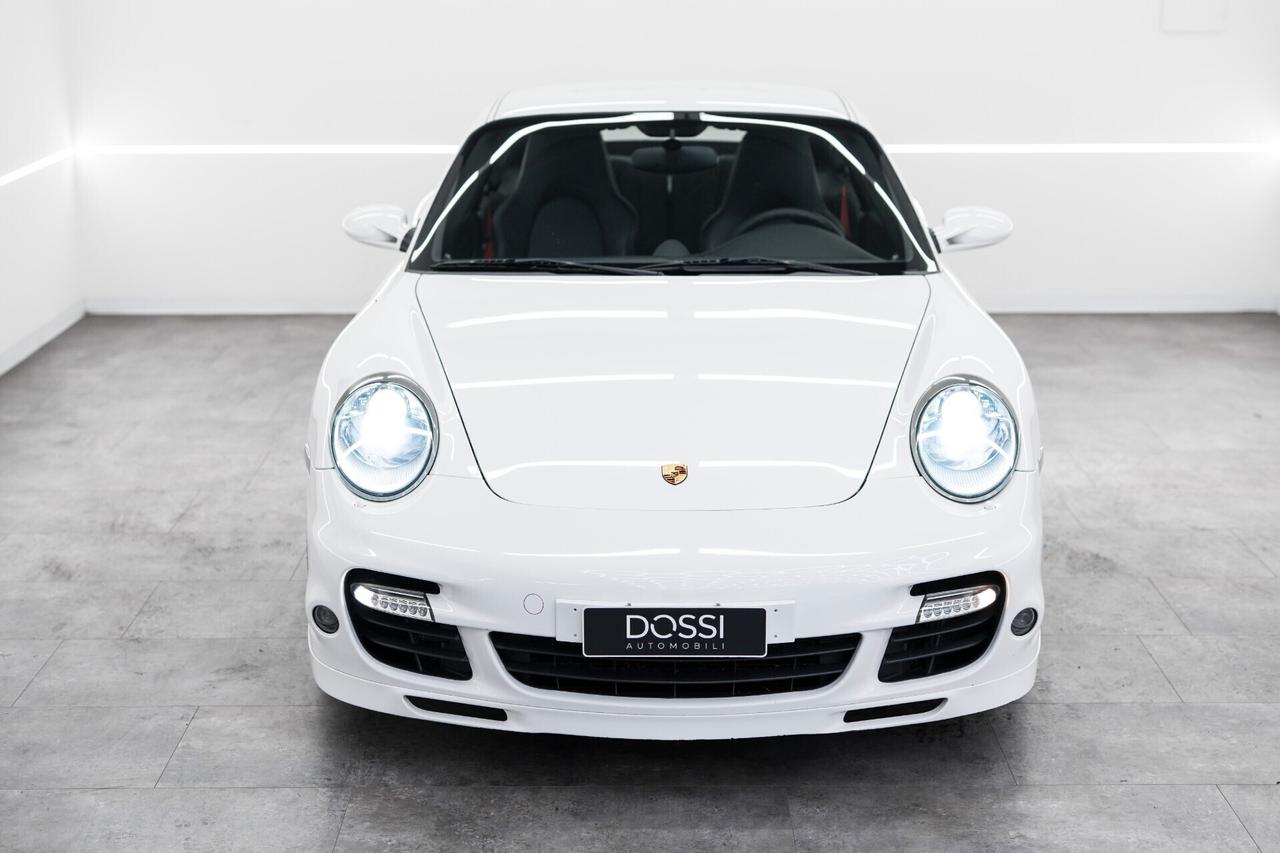 Porsche 911 Turbo Coupé MANUALE