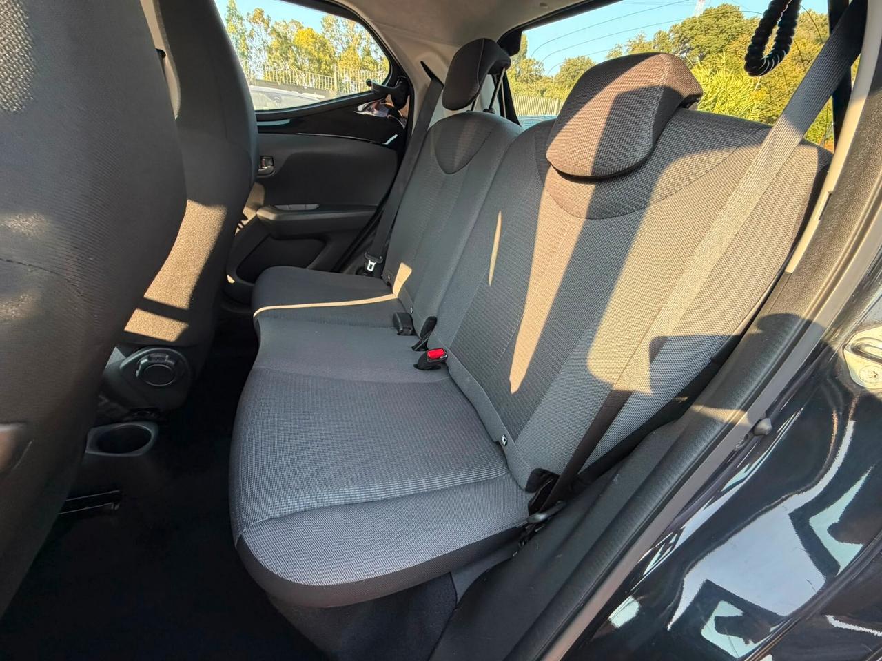 Toyota Aygo Connect 1.0 VVT-i 72 CV 5 porte x-clusiv