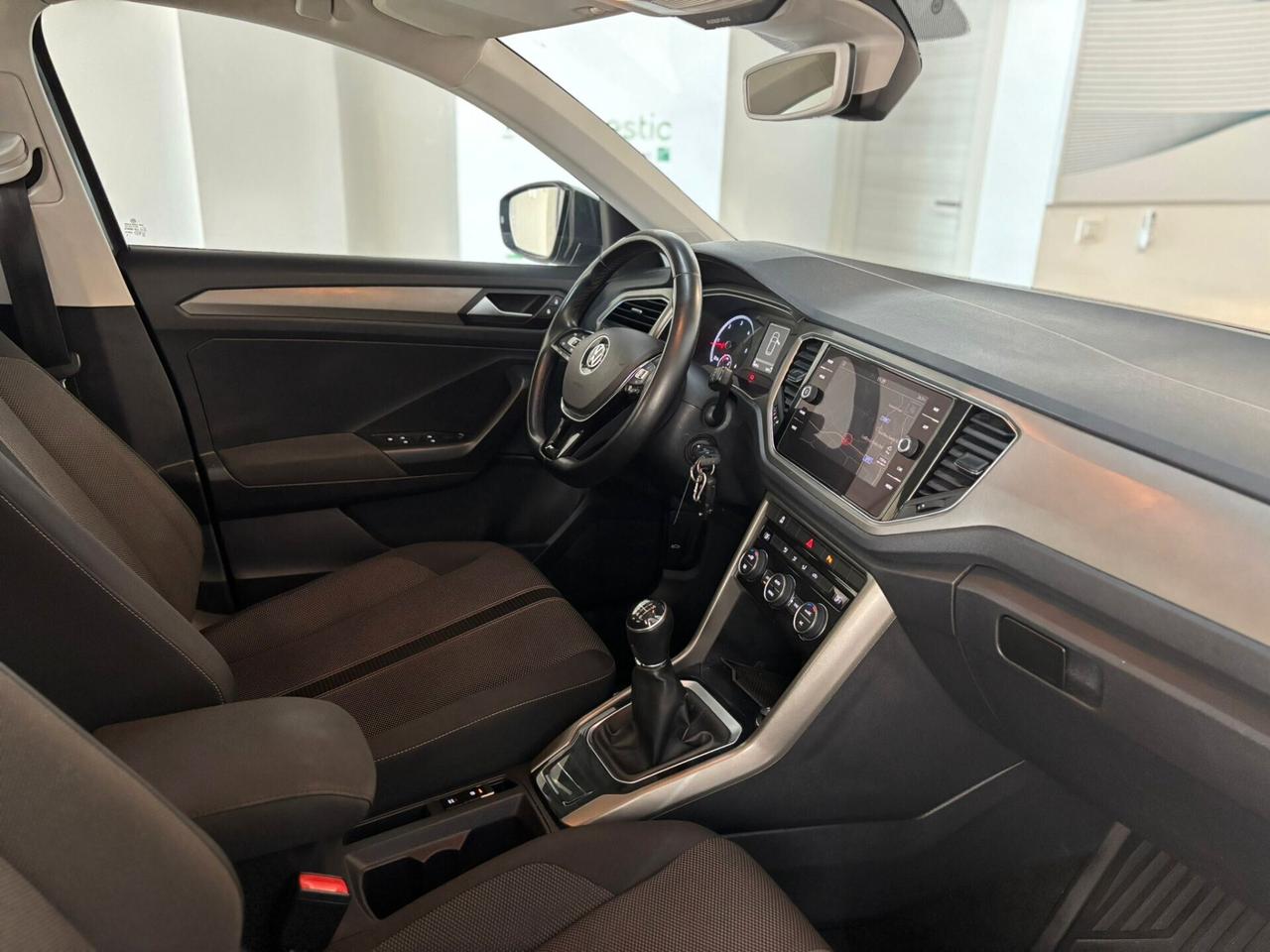 Volkswagen T-Roc 1.6 TDI Business NAVIGATORE-APP CARPLAY