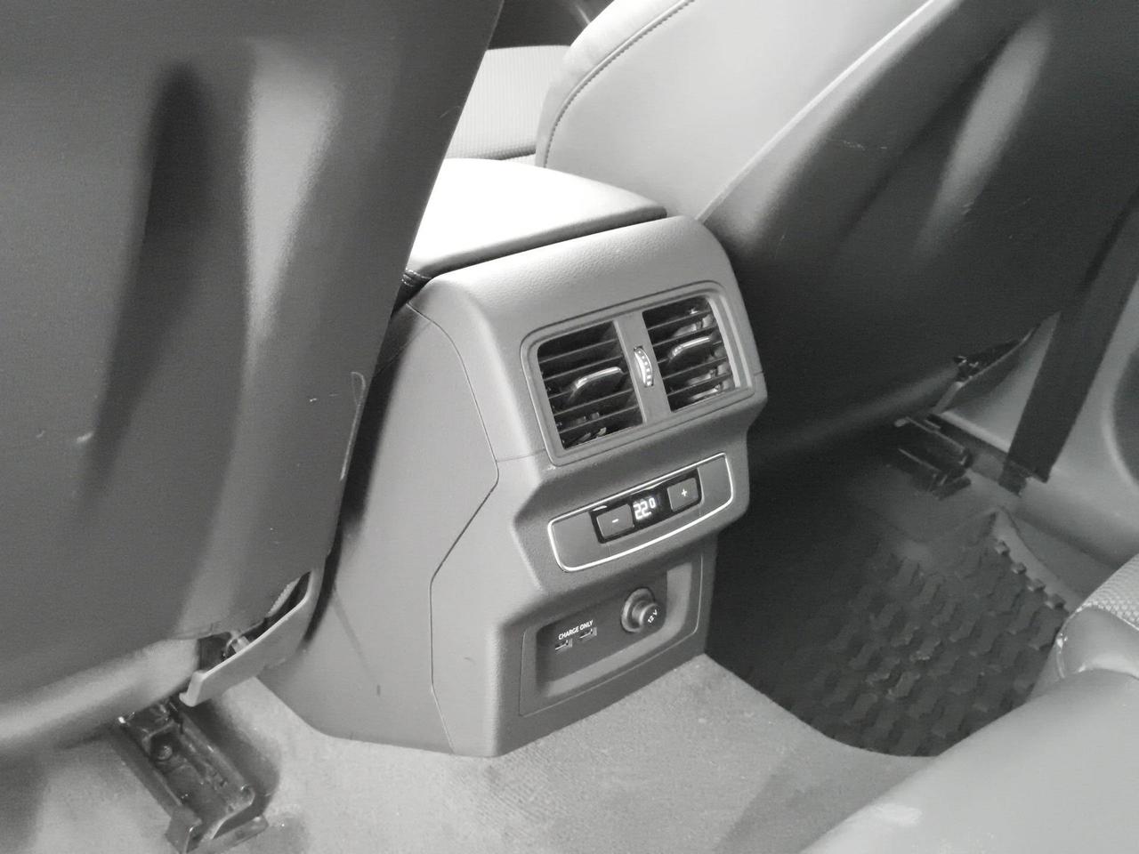 Audi Q5 Sportback 40 2.0 tdi mhev 12V S line quattro 20