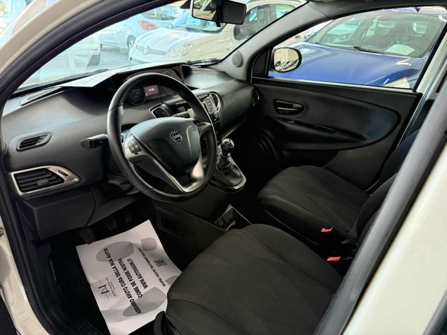 LANCIA Ypsilon 1.0 FireFly 5 porte S&S Hybrid Ecochic Gold