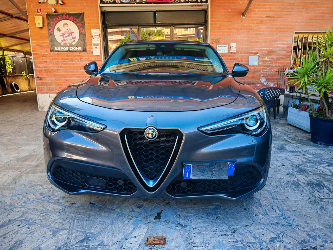Alfa Romeo Stelvio 2.2 Turbodiesel 160 CV AT8 RWD Business