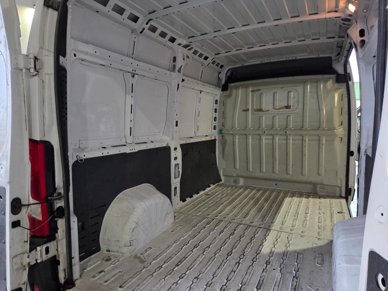 PEUGEOT Boxer 335 2.2 bluehdi 140cv S&S L2H2 + IVA