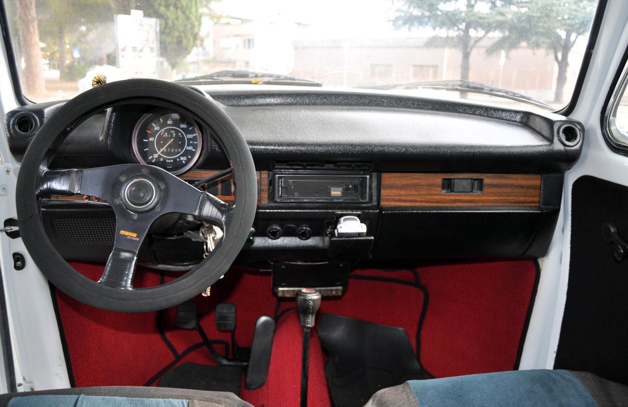 Volkswagen Maggiolone 13 d1 1973 restaurato