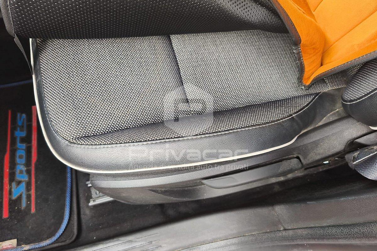 RENAULT Captur Plug-in Hybrid E-Tech 160 CV Intens