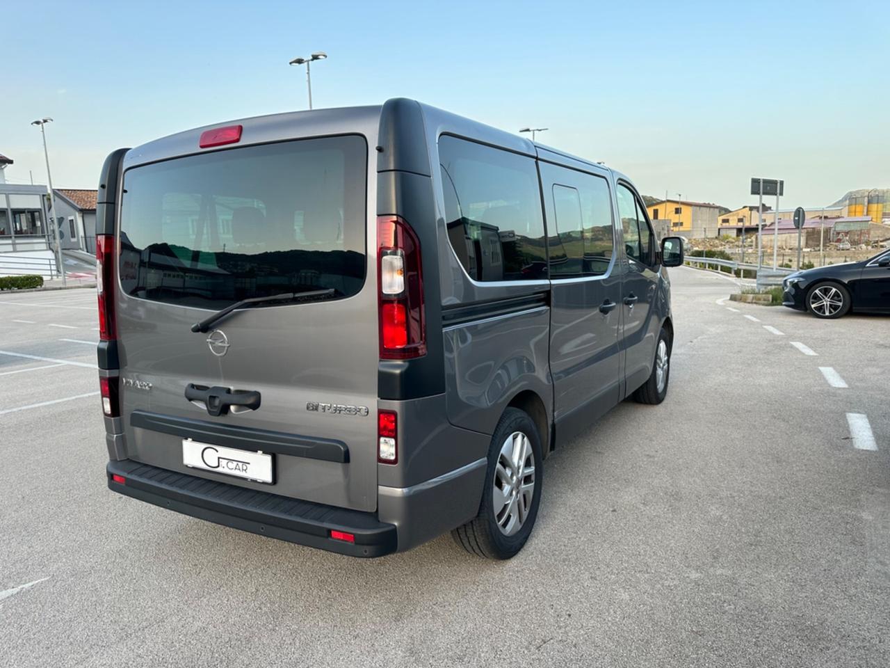 VIVARO 1.6 D 125 CV 9 POSTI