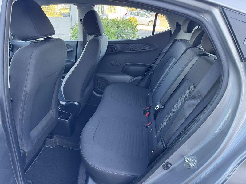 Hyundai i10 1.0 MPI Tech + Connect