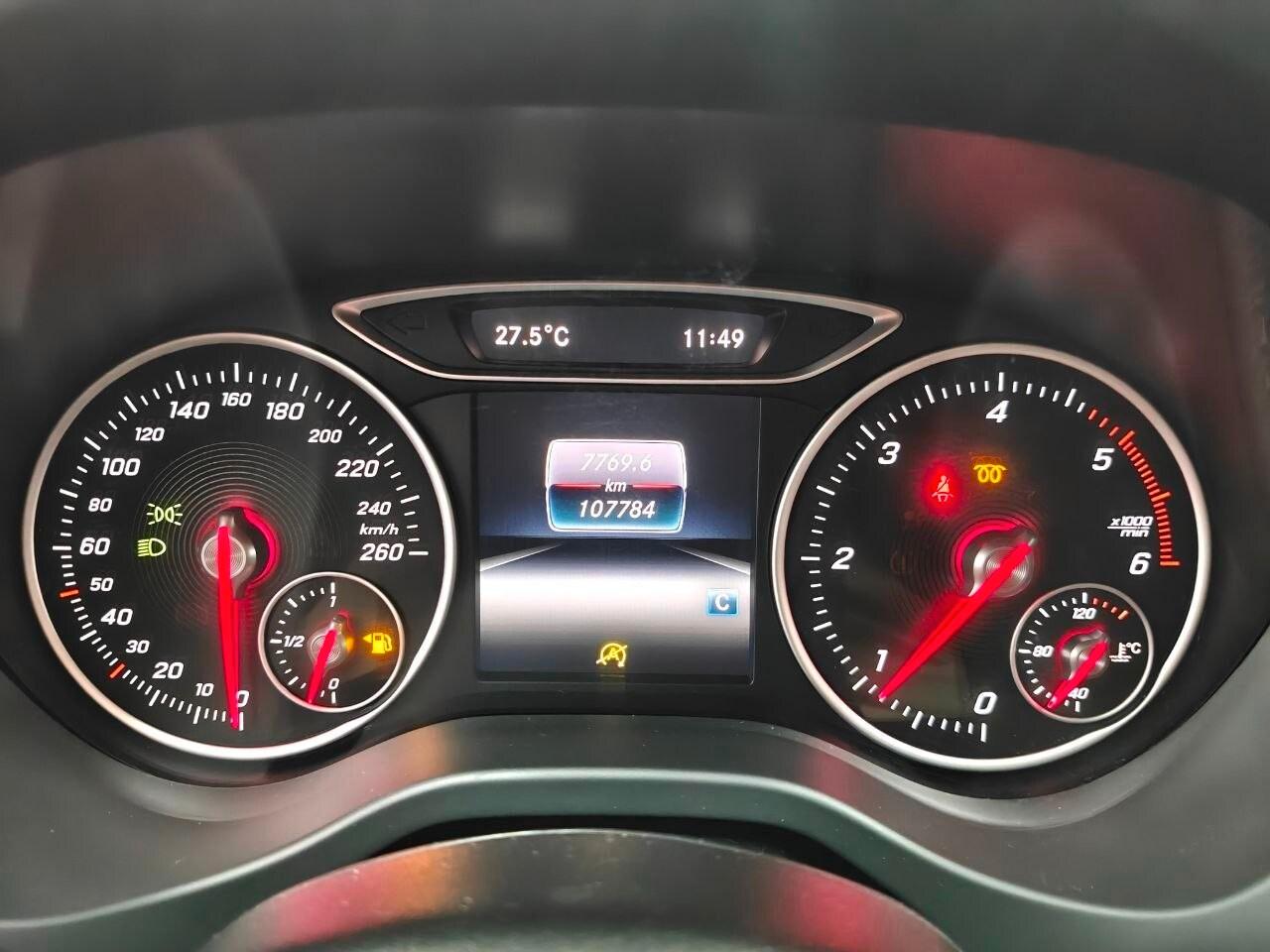 MERCEDES Classe A (W176) A 180 d Premium