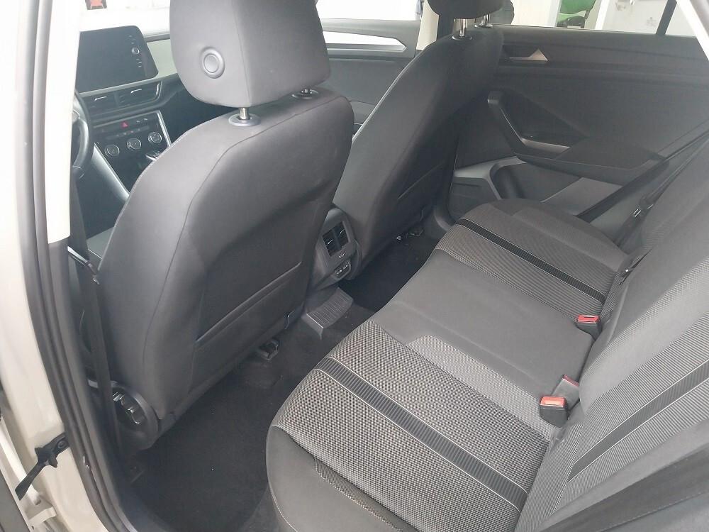 Volkswagen T-Roc 1.5 TSI ACT DSG R-Line