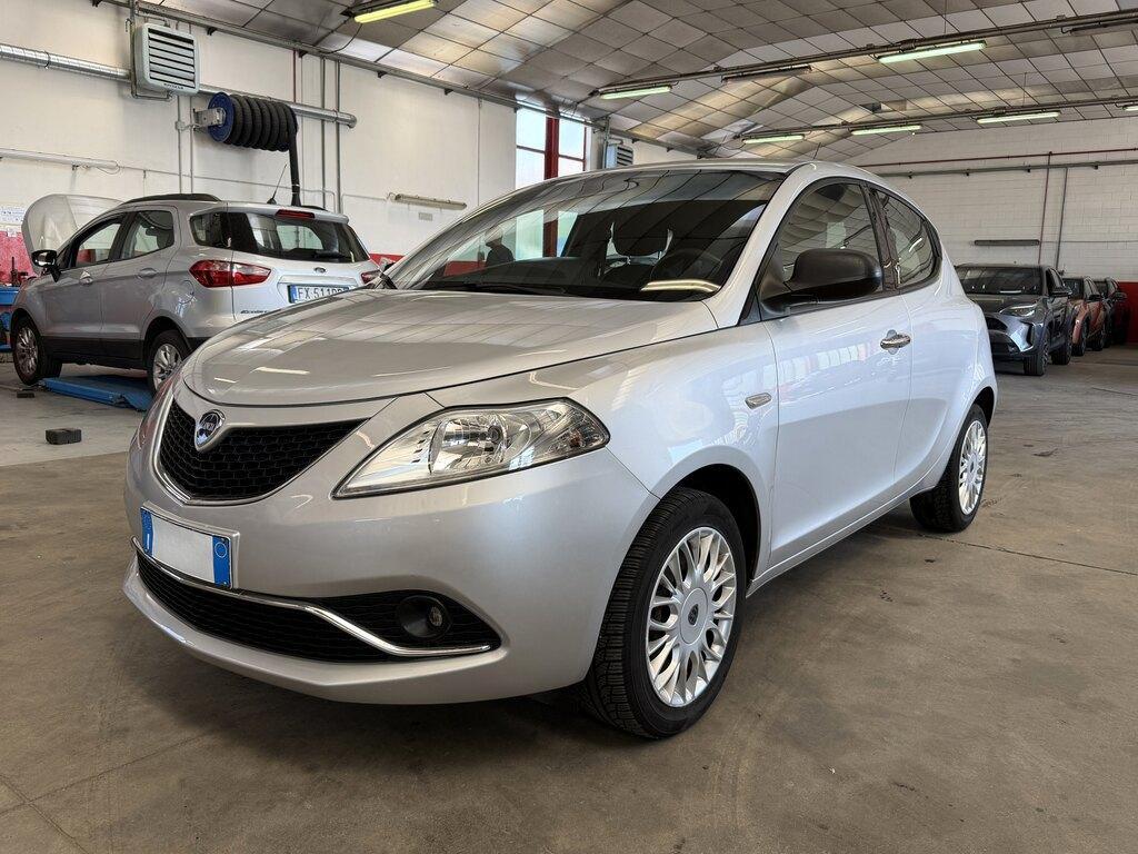 Lancia Ypsilon 5 Porte 1.2 Silver