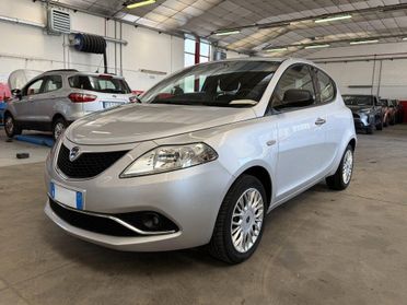 Lancia Ypsilon 5 Porte 1.2 Silver