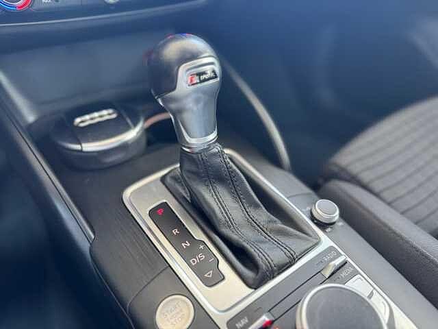 Audi A3 SPB 2.0 TDI 150 CV clean diesel S tronic Ambition