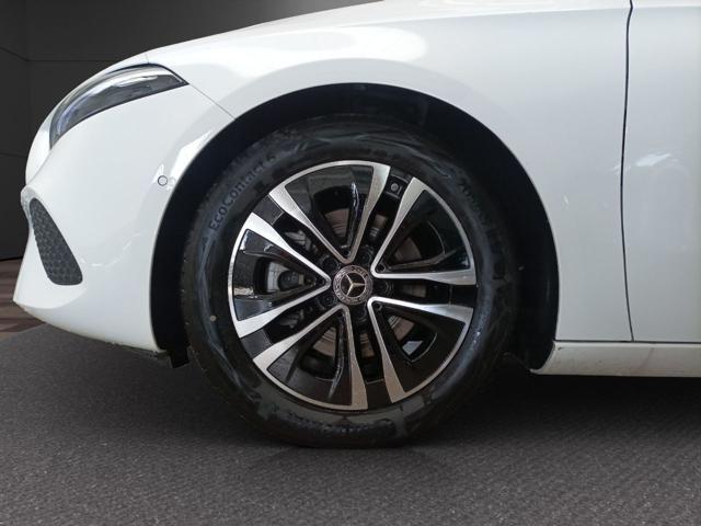 MERCEDES-BENZ A 180 Automatic Progressive Advanced