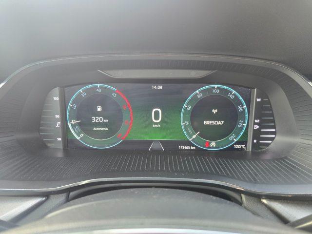 SKODA Octavia 2.0 TDI EVO Wagon PREZZO REALE Executive Navi LED+