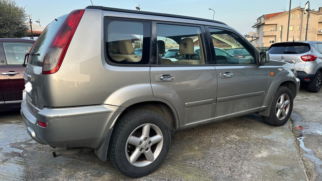 Nissan X-Trail 2.2 dCi Sport 4x4 fuoristrada