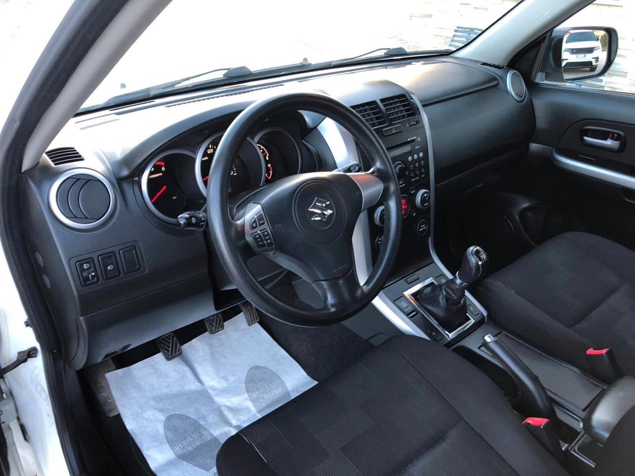 Suzuki Grand Vitara 1.9 DDiS 3 porte Offroad 2011