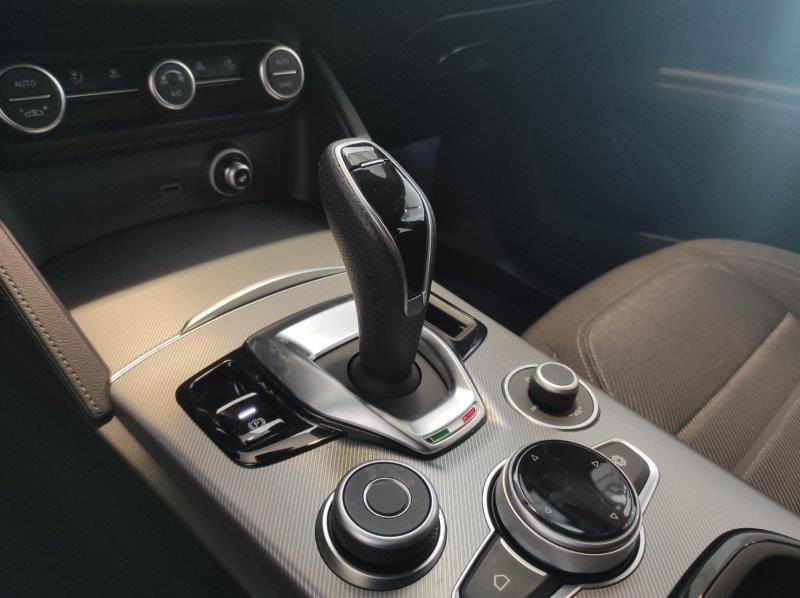 ALFA ROMEO Stelvio - Stelvio 2.2 Turbodiesel 210 CV AT8 Q4 Sprint