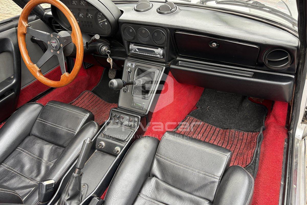 ALFA ROMEO Spider 2.0