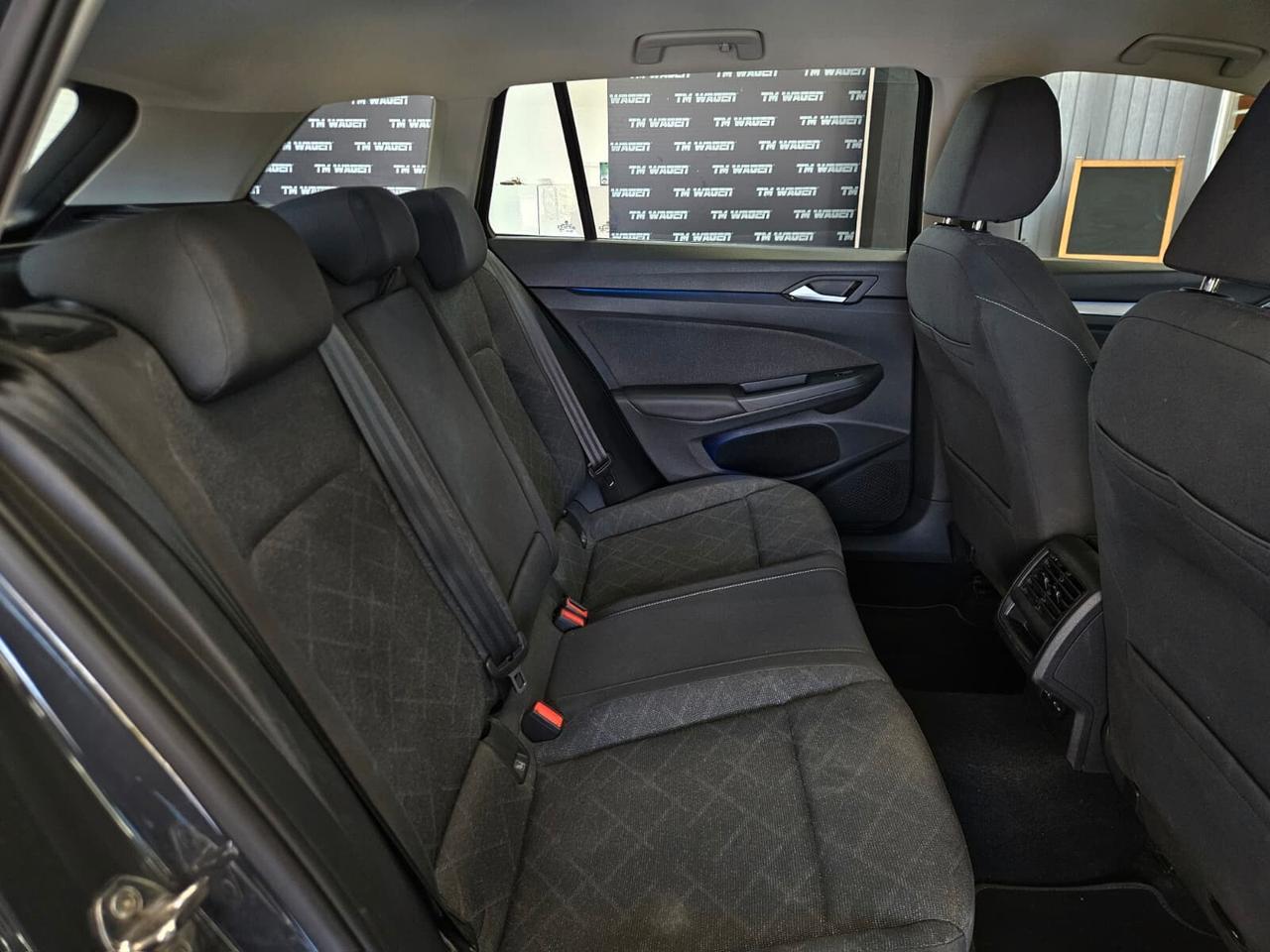 Volkswagen Golf Variant 2.0 TDI SCR Life - NEOPATENTATI