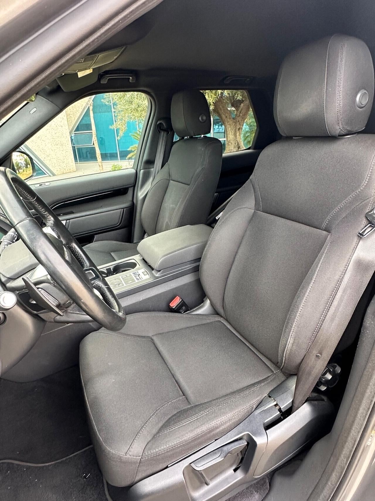 Land Rover Discovery HSE 240cv Super Offerta T-stock prezzo imperdibile