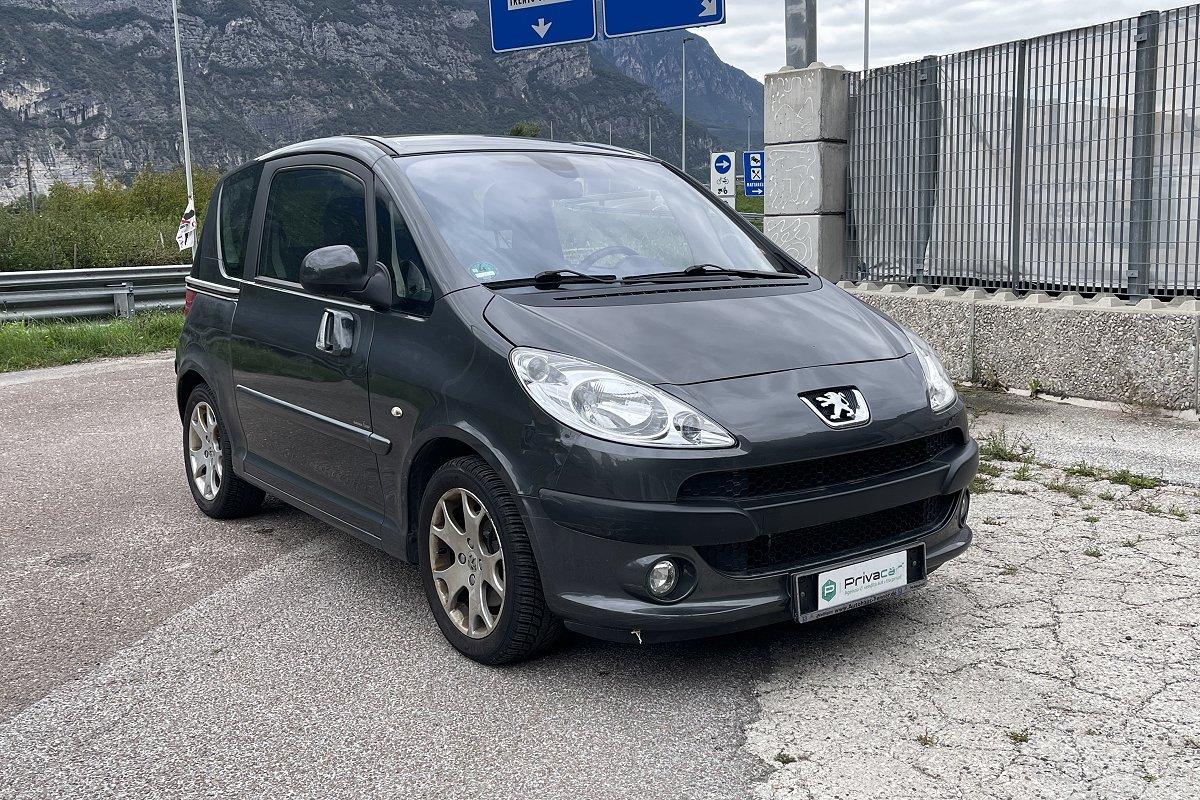 PEUGEOT 1007 1.4 HDi Sporty