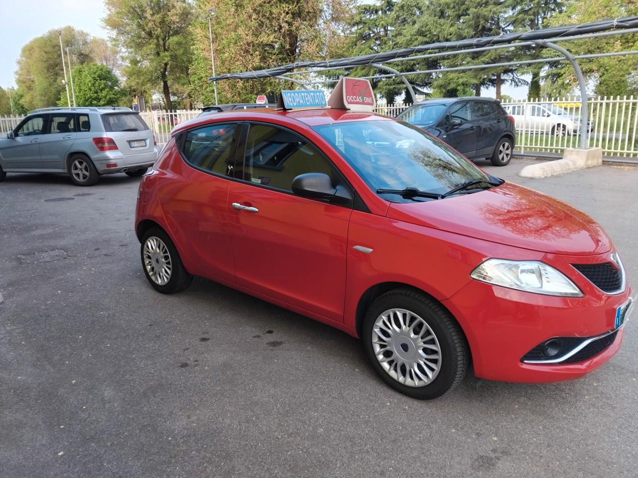 Lancia Ypsilon 1.2 69 CV 5 porte Silver