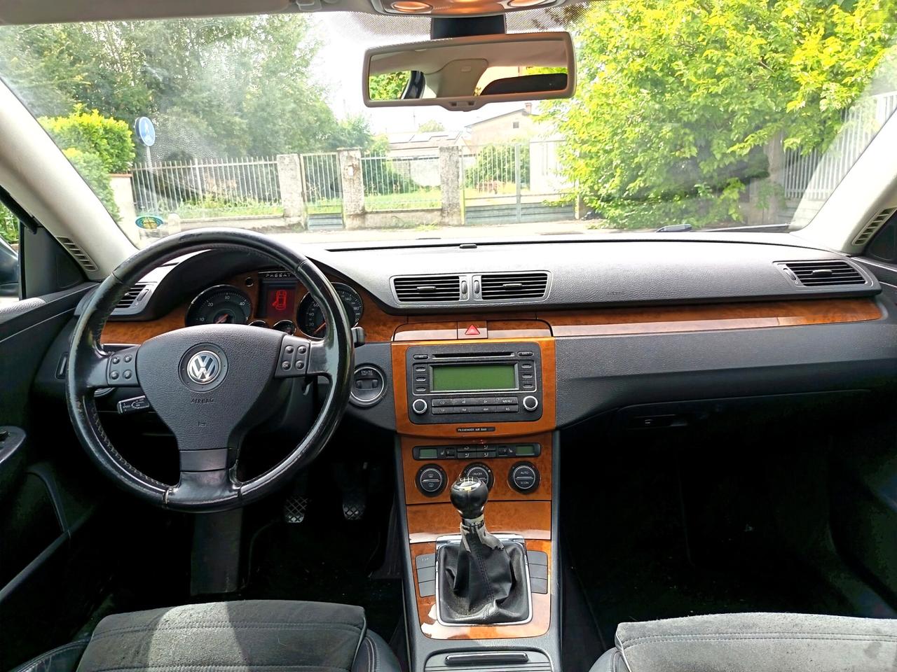 Volkswagen Passat 2.0 16V TDI Var. Sportline