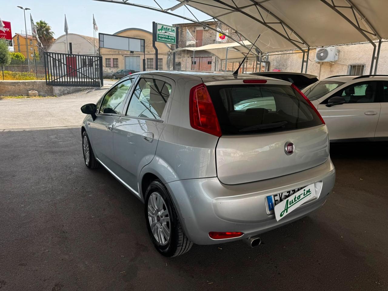 Fiat Punto 1.3 MJT II S&S 95 CV 5 porte Street