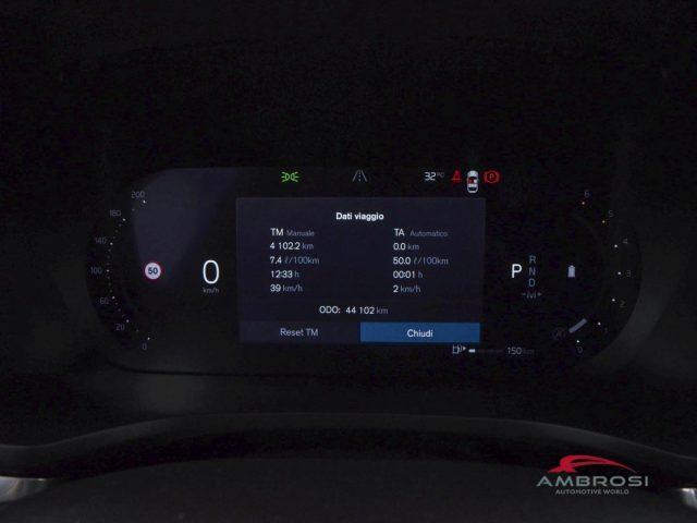 VOLVO V60 Cross Country 2.0 b4 Plus awd auto