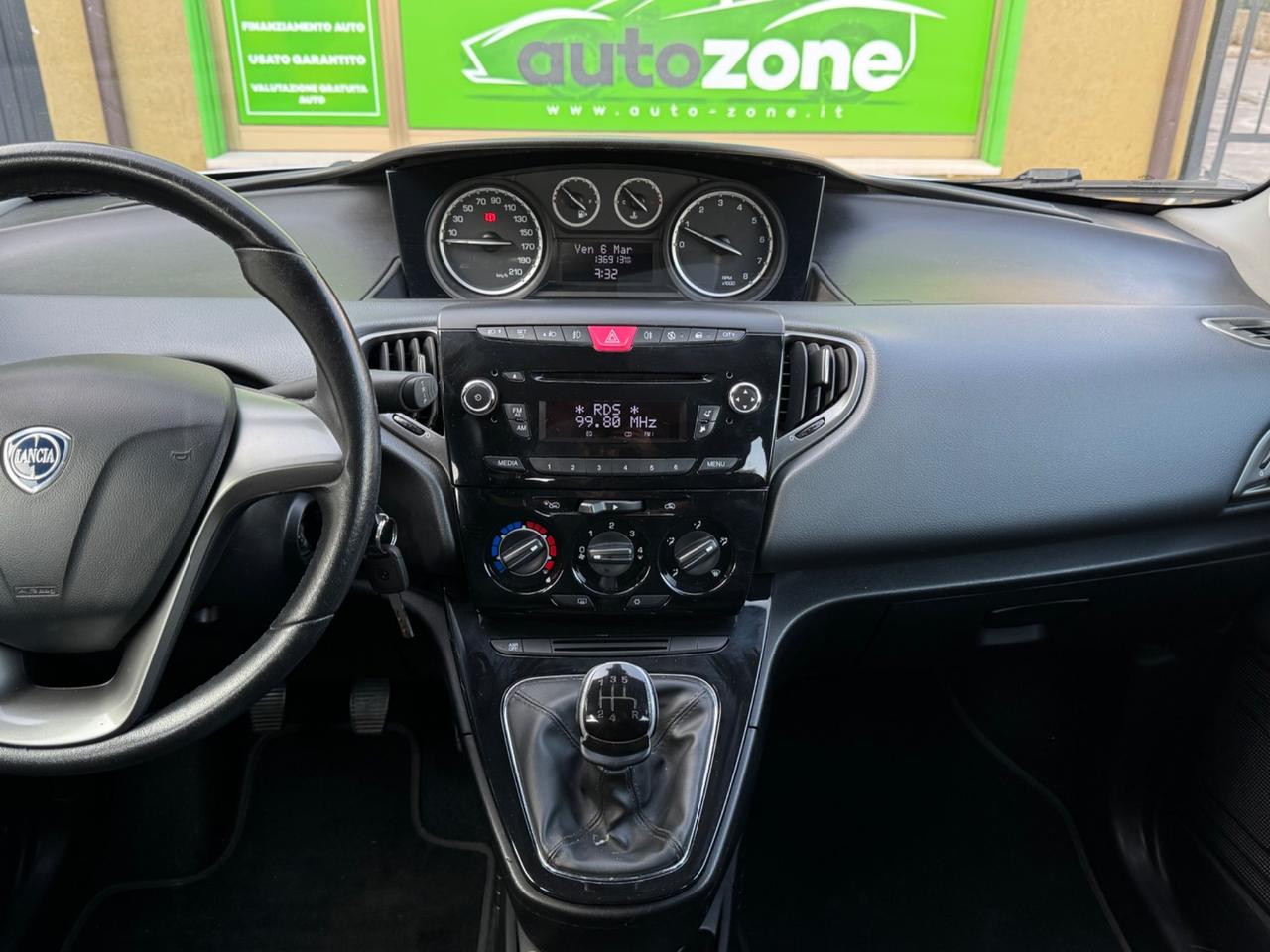 Lancia Ypsilon 1.2 Benzina 69 CV 5 p NEOPATENTATI