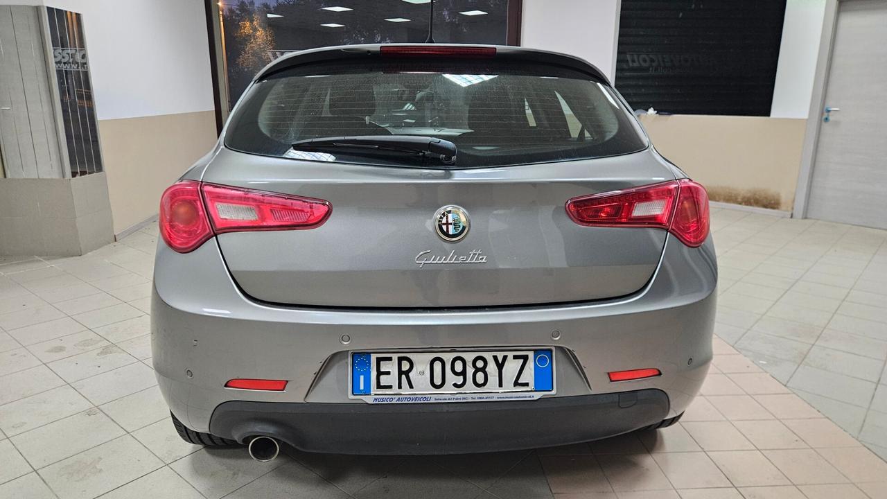 Alfa Romeo Giulietta 1.6 JTDm-2 105 CV Exclusive
