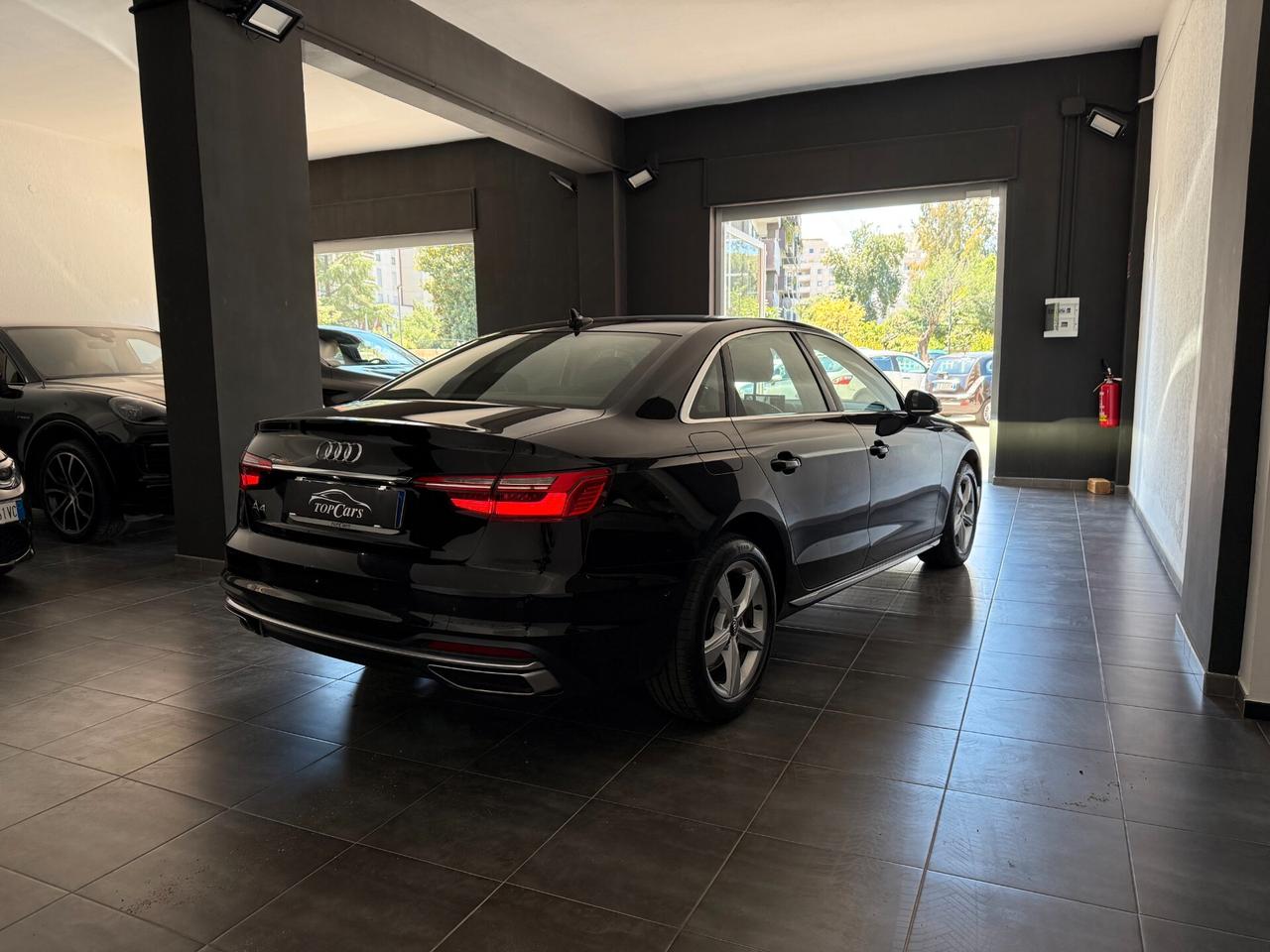 Audi A4 35 TDI/163 CV S tronic Business Advanced