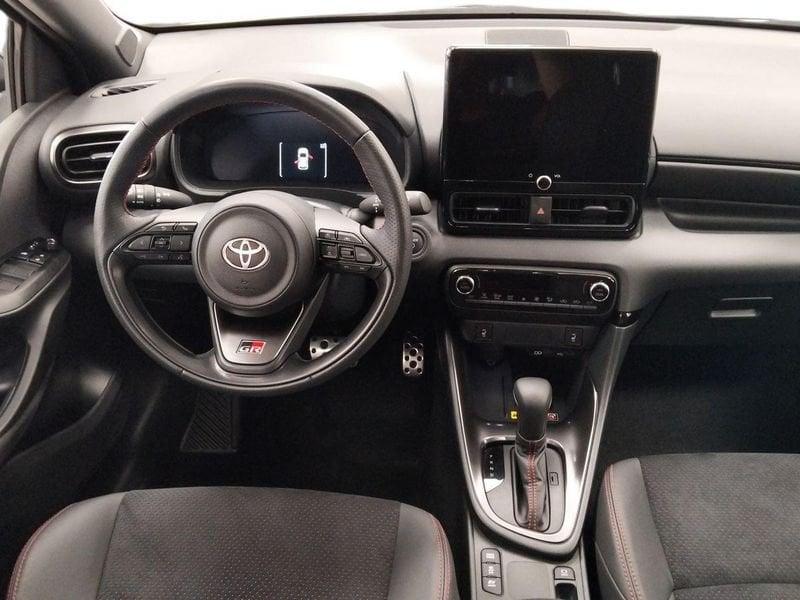 Toyota Yaris Hybrid 130 GR SPORT